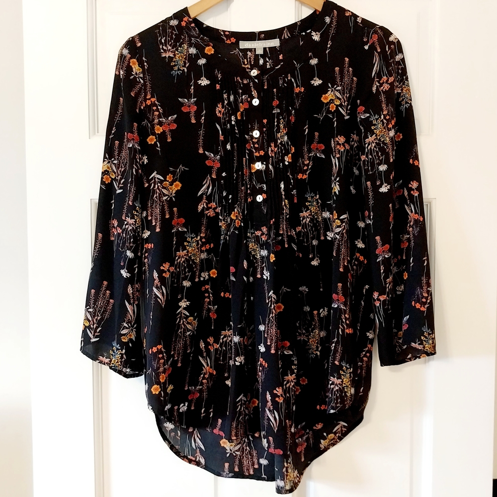 Daniel Rainn Black Floral Blouse